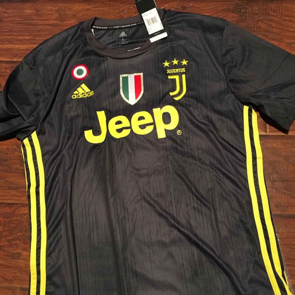 Juventus away jersey
